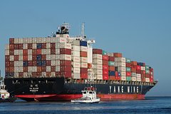 Мировое производство грузовых контейнеров рухнуло
