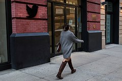 Twitter продолжил массовые увольнения