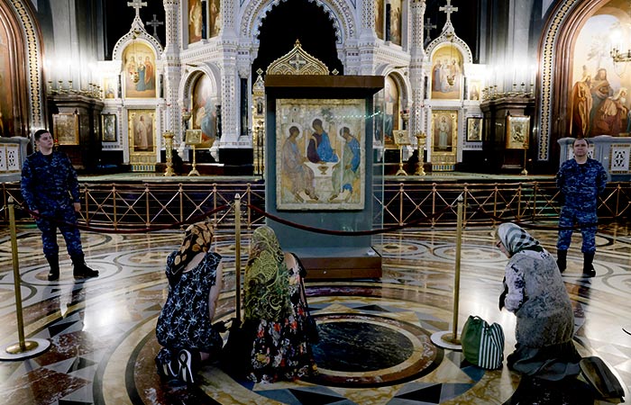 "Троицу" Рублева увезут из храма Христа Спасителя вечером 19 июля