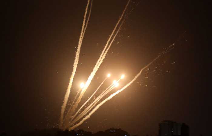 Израиль сообщил об ударах по сектору Газа в ответ на ракетные пуски