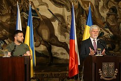 Зеленский обсудил с президентом Чехии планы по восстановлению Украины