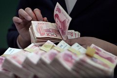 Доля юаня в мировой торговле за год выросла вдвое