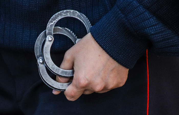 В Сочи арестовали блогера, которого обвиняют в истязании и убийстве ребенка