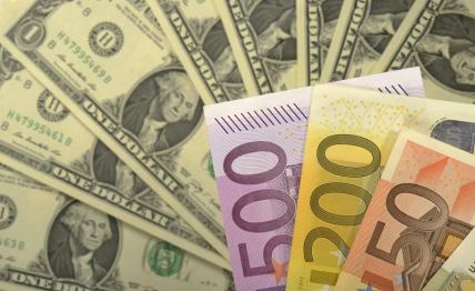 Новости курса валют: доллар и евро солидно укрепились на старте недели