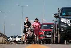 Пробка при заезде на Крымский мост растянулась почти на тысячу машин