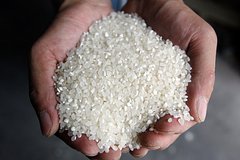 Крупнейший мировой поставщик запретил экспорт риса