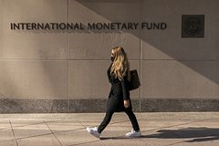 В МВФ объяснили неожиданную устойчивость российской экономики