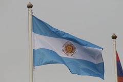 Власти Аргентины отказались принять судно с СПГ из России