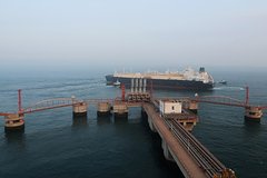 Бум строительства нефтяных танкеров объяснили