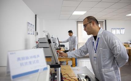 Китайцы собирают искусственного человека — на замену есть почти все органы